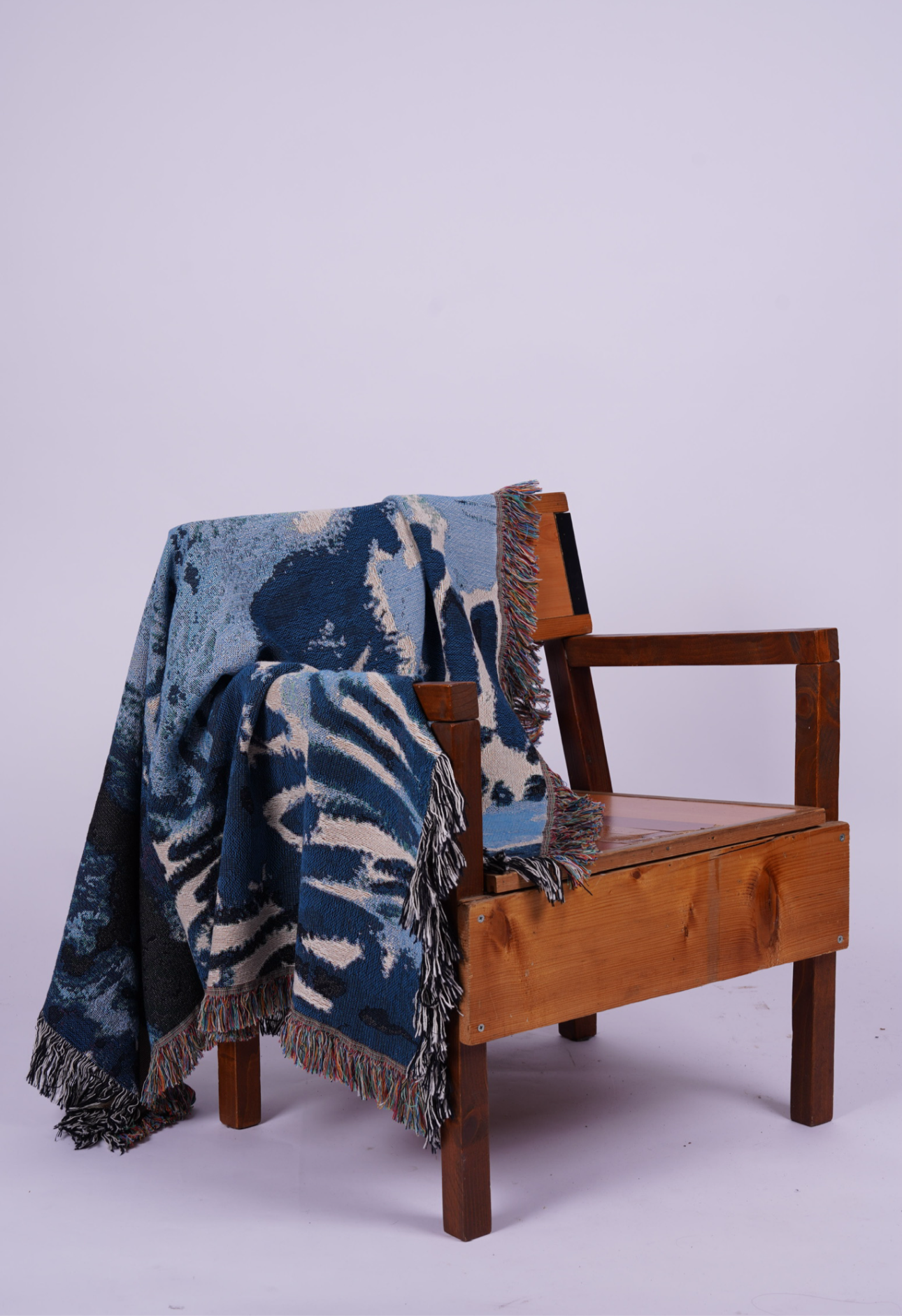 Flâner Woven Throw Blanket