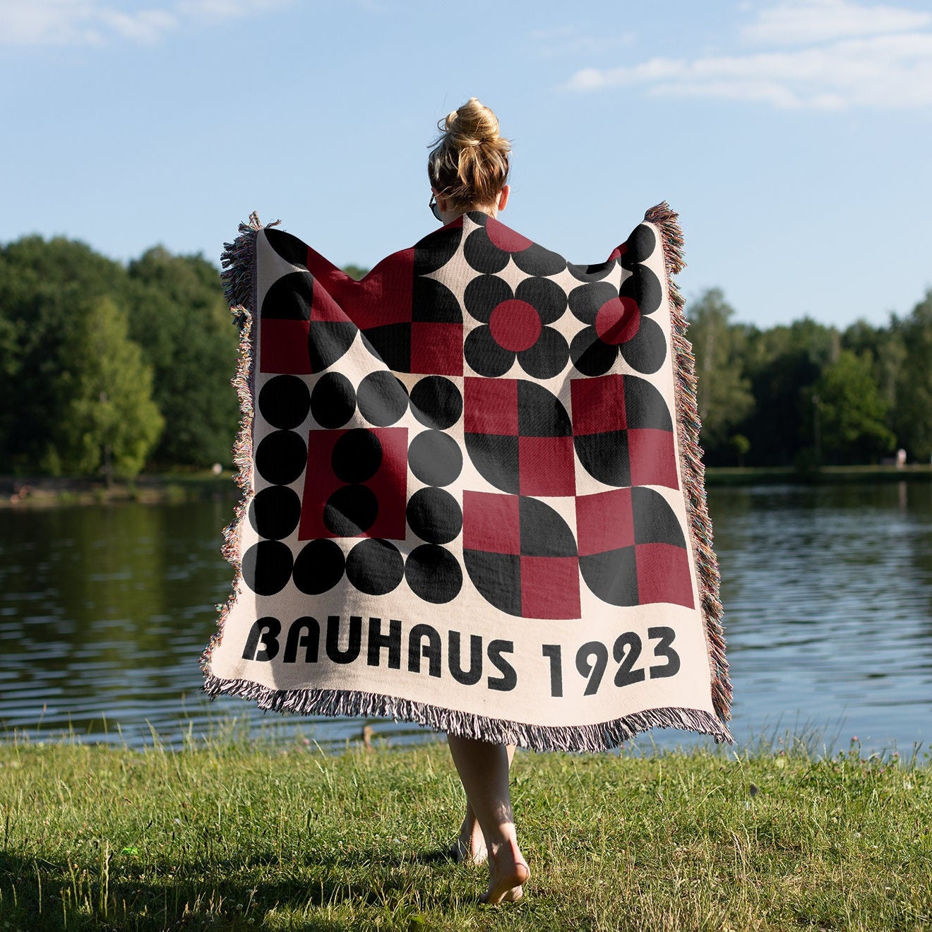1923 Woven Throw Blanket