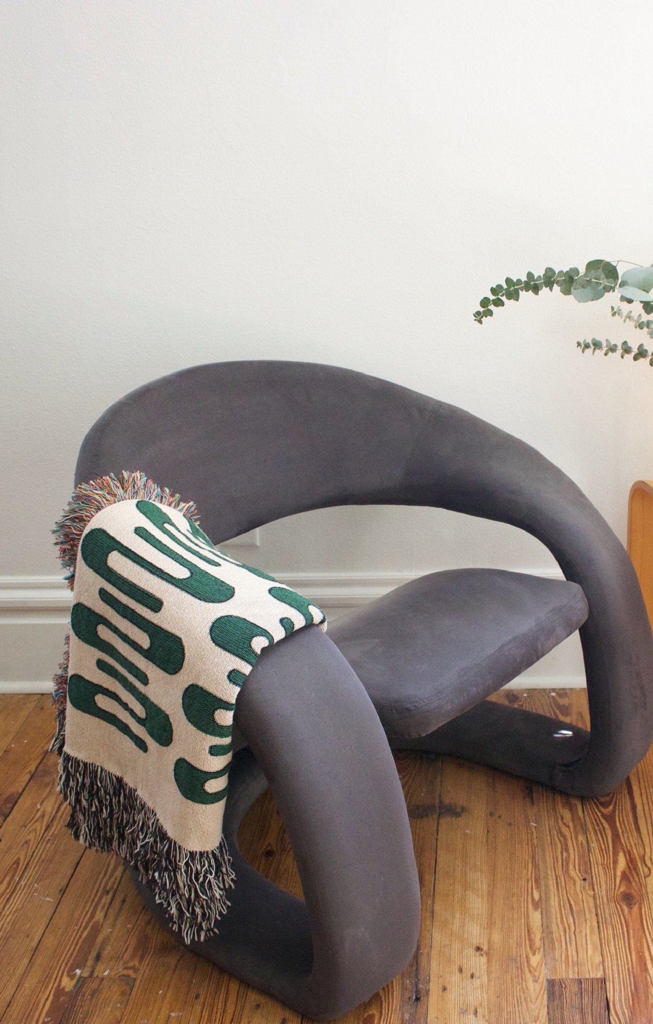 Right Signal Woven Throw Blanket