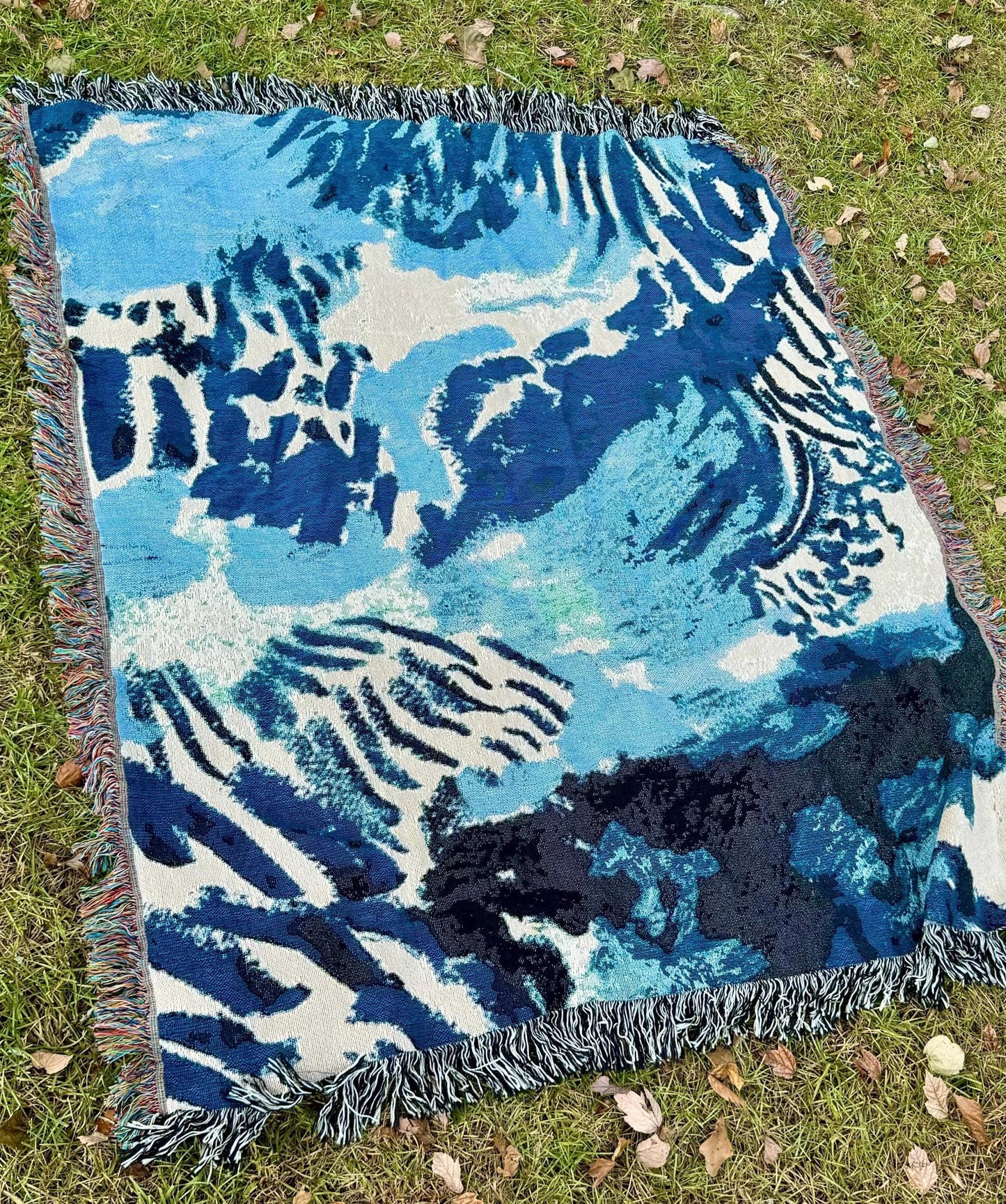 Flâner Woven Throw Blanket